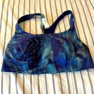Lulu lemon sports bra